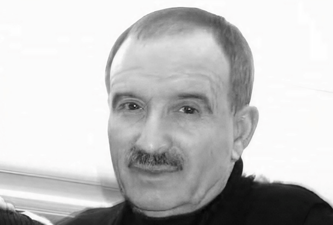 وفاة المدرب السابق لمنتخب الجزائر محي الدين خالف