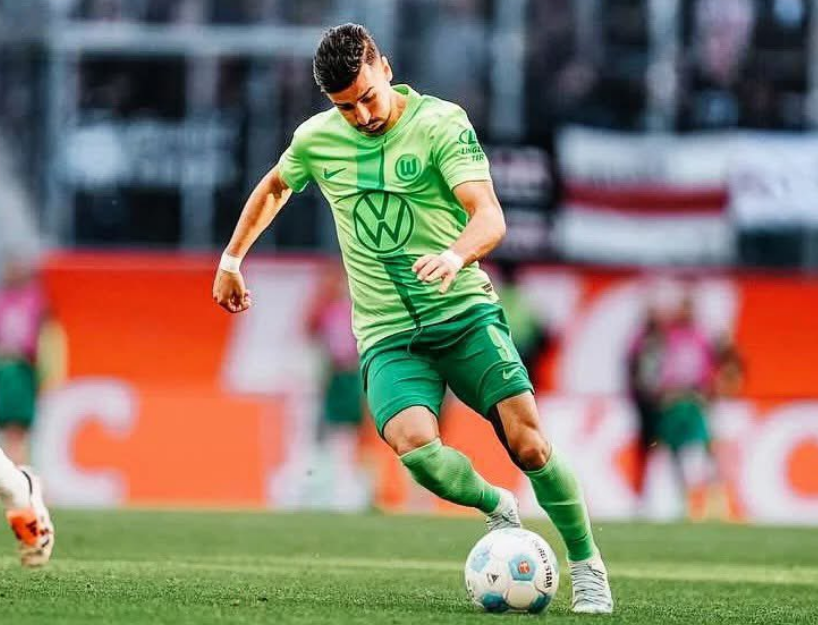 كأس ألمانيا.. الجزائري عمورة يبلغ ربع النهائي