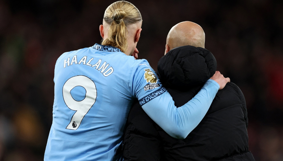 مدرب مانشستر سيتي يدافع عن هالاند