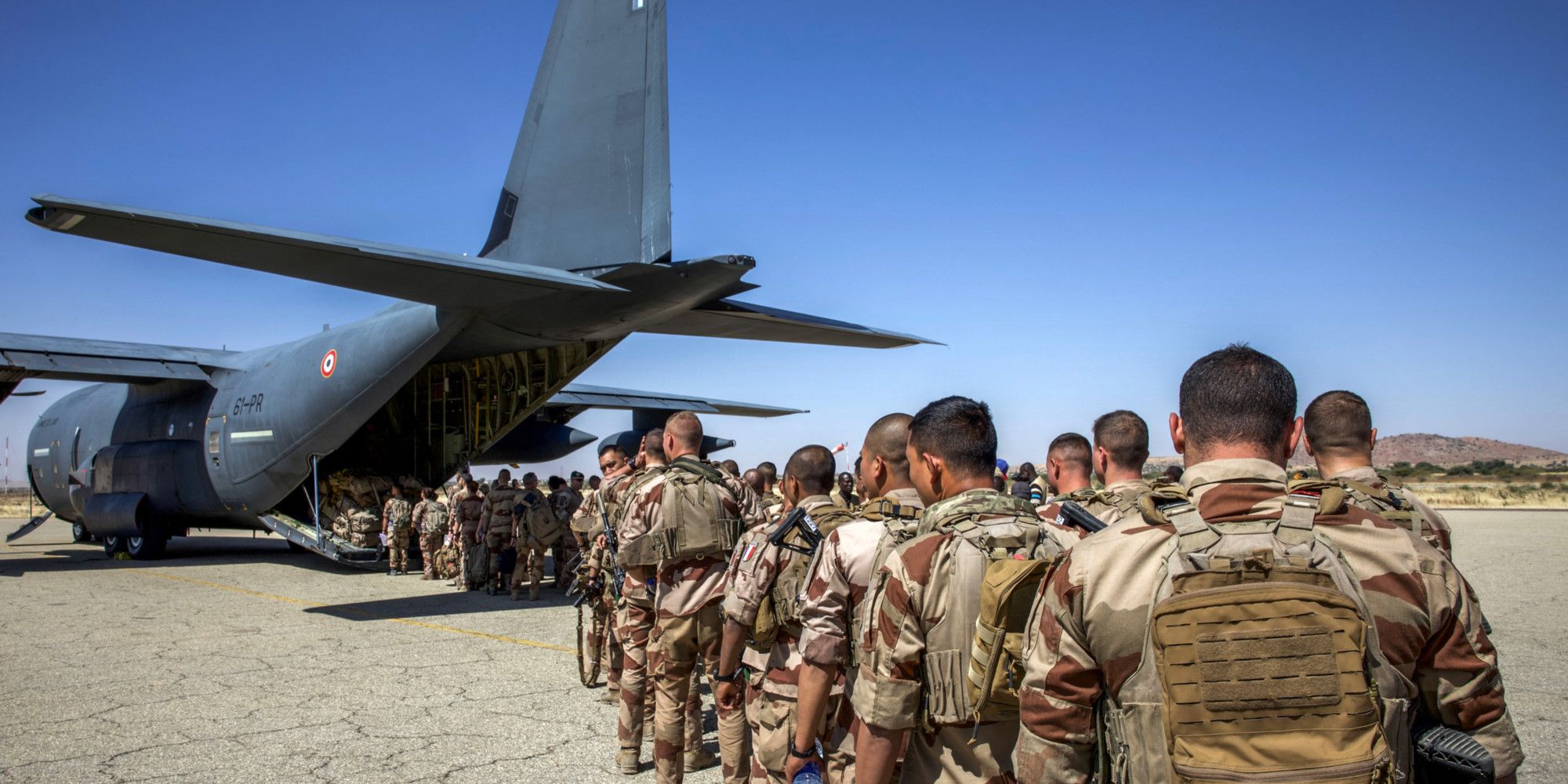 فرنسا تسلّم الجيش التشادي قاعدة عسكرية ثانية  