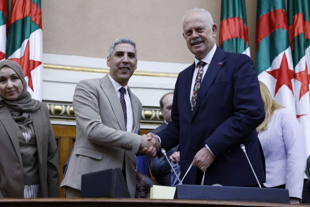 Une délégation du groupe d'amitié parlementaire Slovénie-Algérie reçue au Conseil de la nation