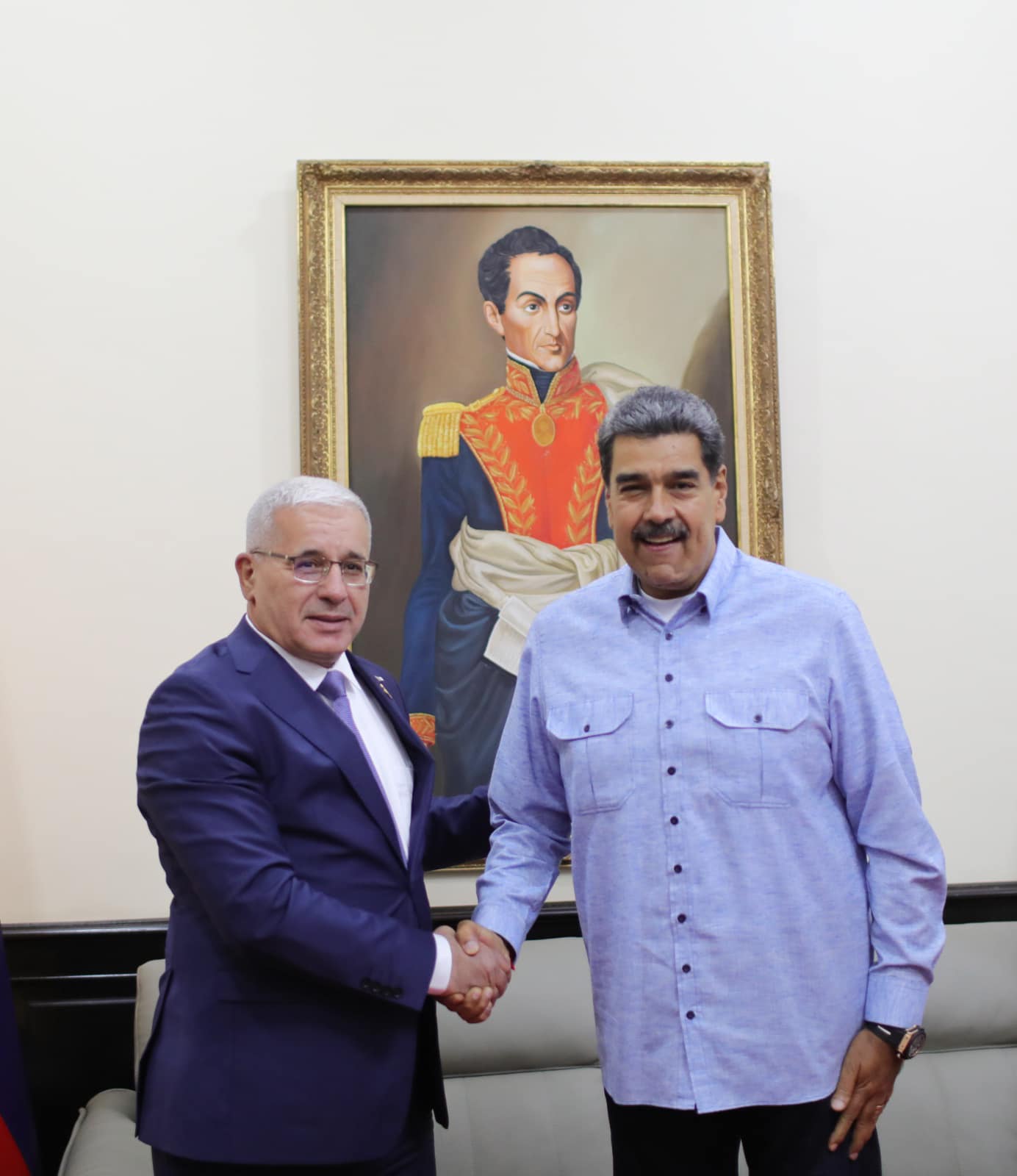 الرئيس الفنزويلي نيكولاس مادورو يستقبل ابراهيم بوغالي