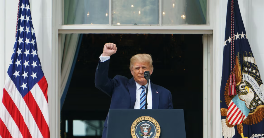 الرئيس الأمريكي دونالد ترامب