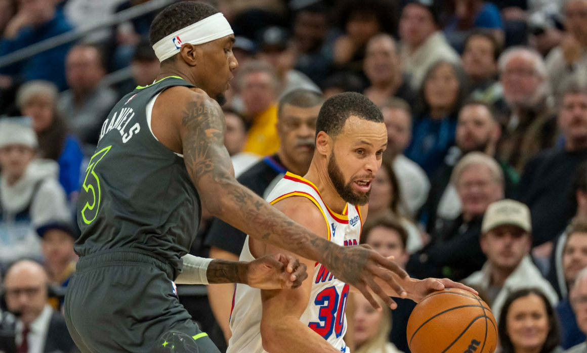 دوري الـ NBA.. غولدن ستيت ووريورز يستعيد نغمة الفوز بعد خساراتين