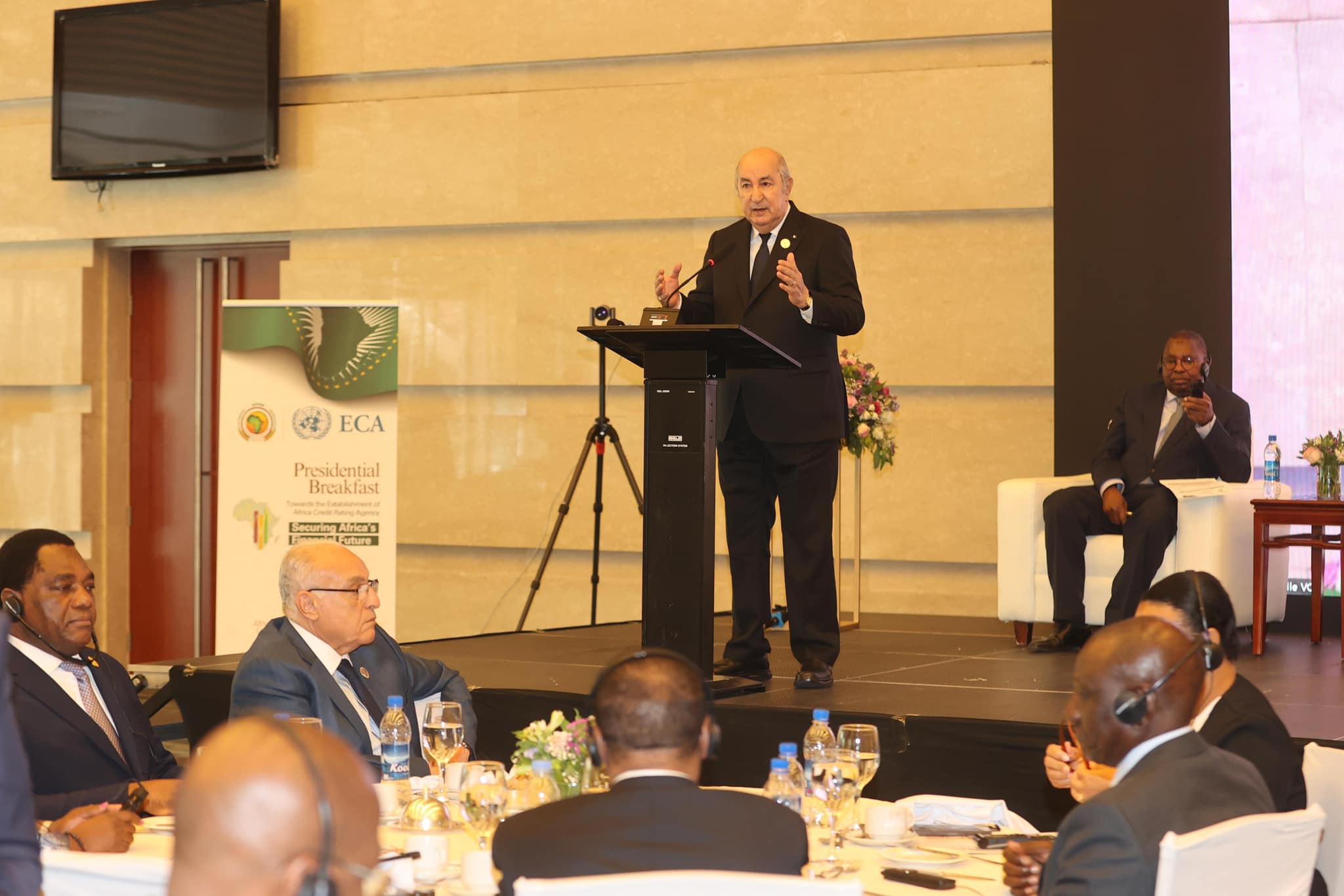 الرئيس الجزائري عبد المجيد تبون