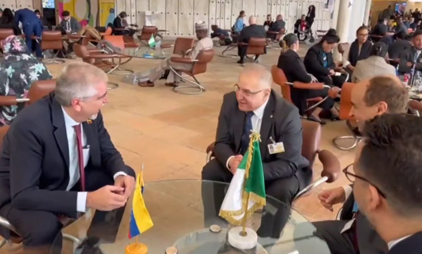 الجزائر وفينزويلا تجددان دعمهما للشعبين الفلسطيني والصحراوي