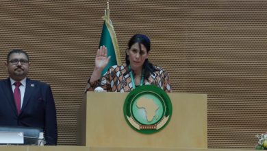السفيرة الجزائرية حدادي تؤدي اليمين بعد فوزها بمنصب نائب رئيس مفوضية الاتحاد الإفريقي 