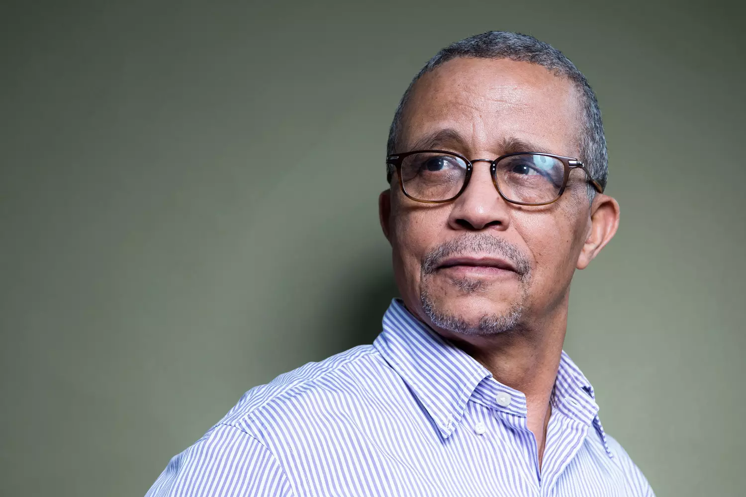 الكاتب الجزائري ياسمينة خضرا