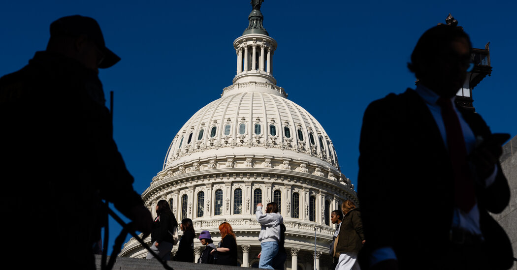 US Senate Democrats Mobilize to Prevent Government Shutdown