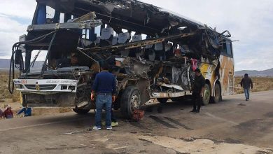 مصرع 37 شخصا على الأقل في تصادم حافلتين غربي بوليفيا