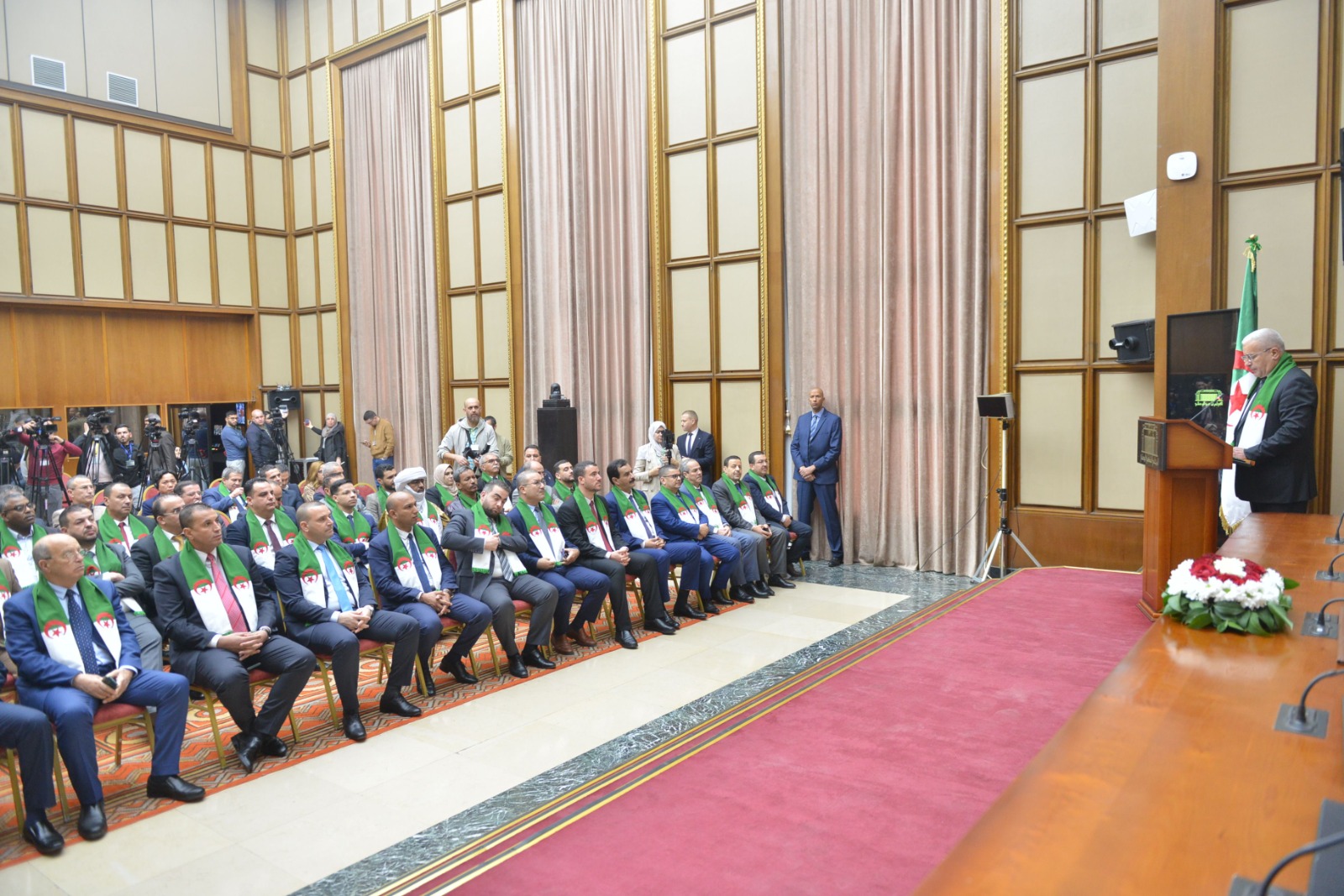رئيس المجلس الشعبي الوطني الجزائري يلقي كلمة بمناسبة تنصيب لجنة خاصة لصياغة مقترح قانون تجريم الاستعمار