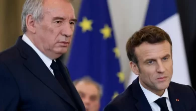 فرانسوا بايرو وإيمانويل ماكرون