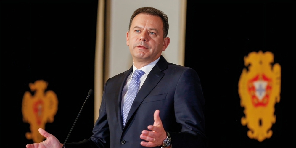 رئيس الوزراء البرتغالي يواجه تصويتاً على الثقة وسط أزمة سياسية متصاعدة