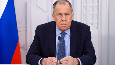 Lavrov : les propos d'Emmanuel Macron sur la dissuasion nucléaire sont "une menace" pour la Russie