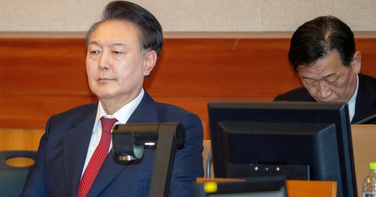 محكمة كورية جنوبية تلغي أمر اعتقال الرئيس الموقوف يون سوك يول