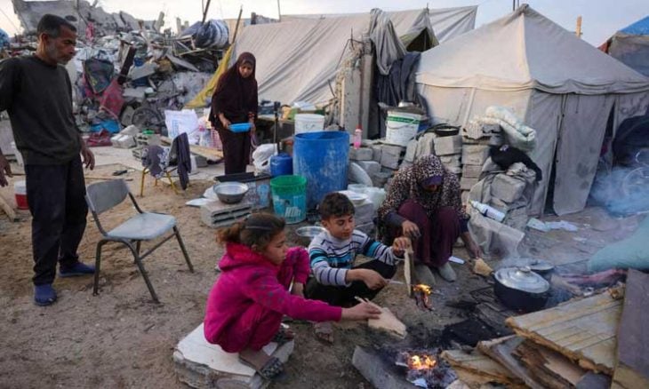 معاناة النازحين في الأراضي الفلسطينية المحتلة