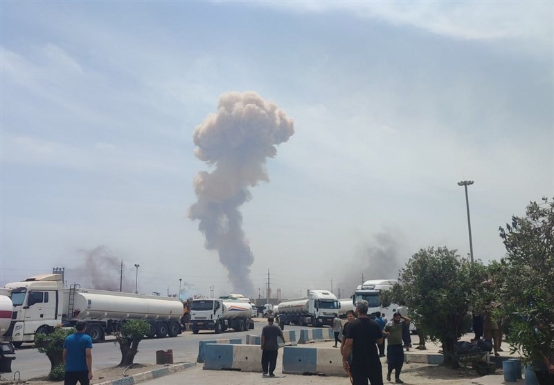 انفجار ضخم يهزّ ميناء رجائي جنوب إيران