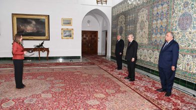 الرئيس الجزائري يتسلّم أوراق اعتماد سفراء جدد