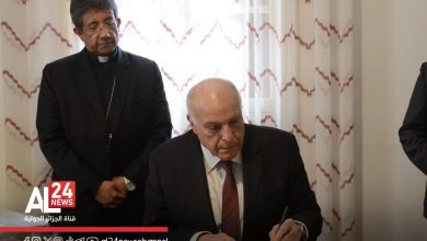 Décès du Pape François : M. Attaf signe le registre de condoléances au nom du Gouvernement algérien