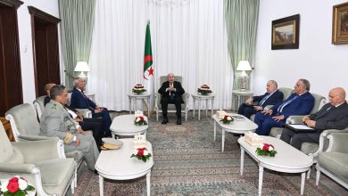 الرئيس الجزائري يستقبل وزير الدفاع الوطني وشؤون المتقاعدين وأولاد الشهداء الموريتاني