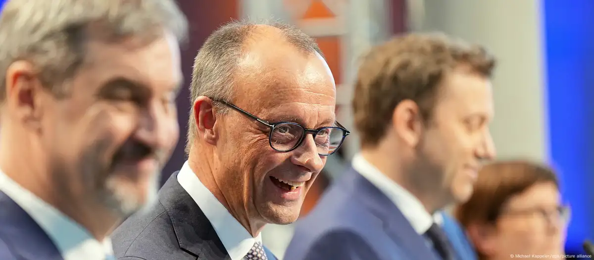 الحكومة الأمانية الجديدة تتولى مهامها مطلع مايو