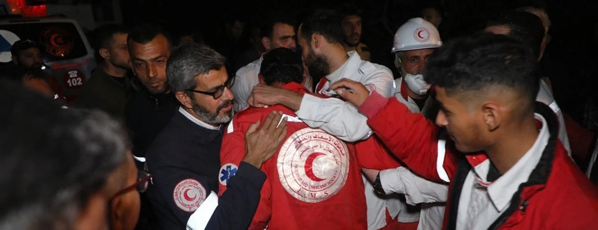 La présidente du Croissant rouge algérien présente ses condoléances aux familles des bénévoles du Croissant rouge palestinien morts en mission