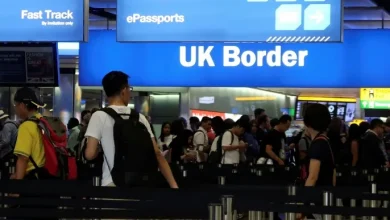 بريطانيا تراجع سياسة التأشيرات