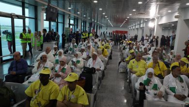  مغادرة أول فوج من الحجاج الجزائريين باتجاه البقاع المقدسة