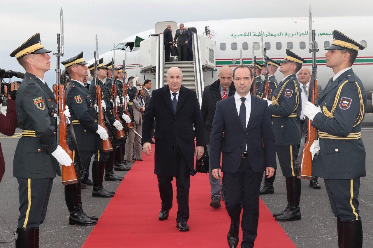 الرئيس الجزائري يحلّ بسلوفينيا