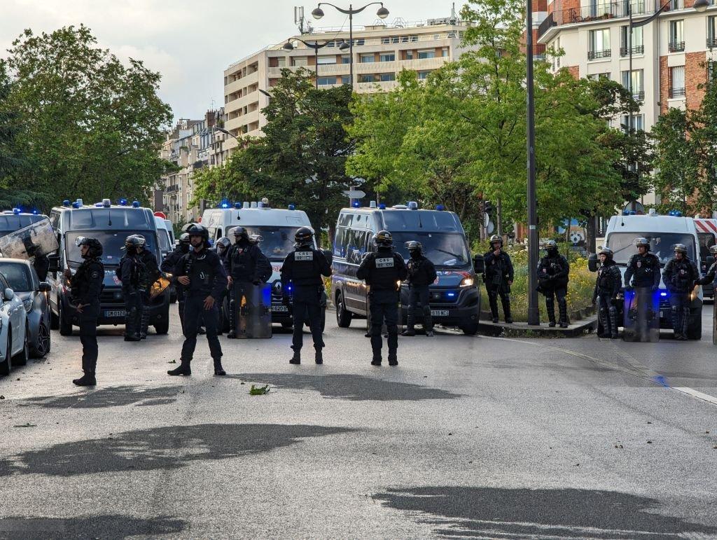 فرنسا: مسيرات حاشدة ضد اليمين المتطرف والسلطات تلجأ للقمع