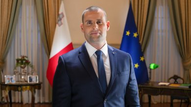 رئيس وزراء مالطا، روبرت أبيلا