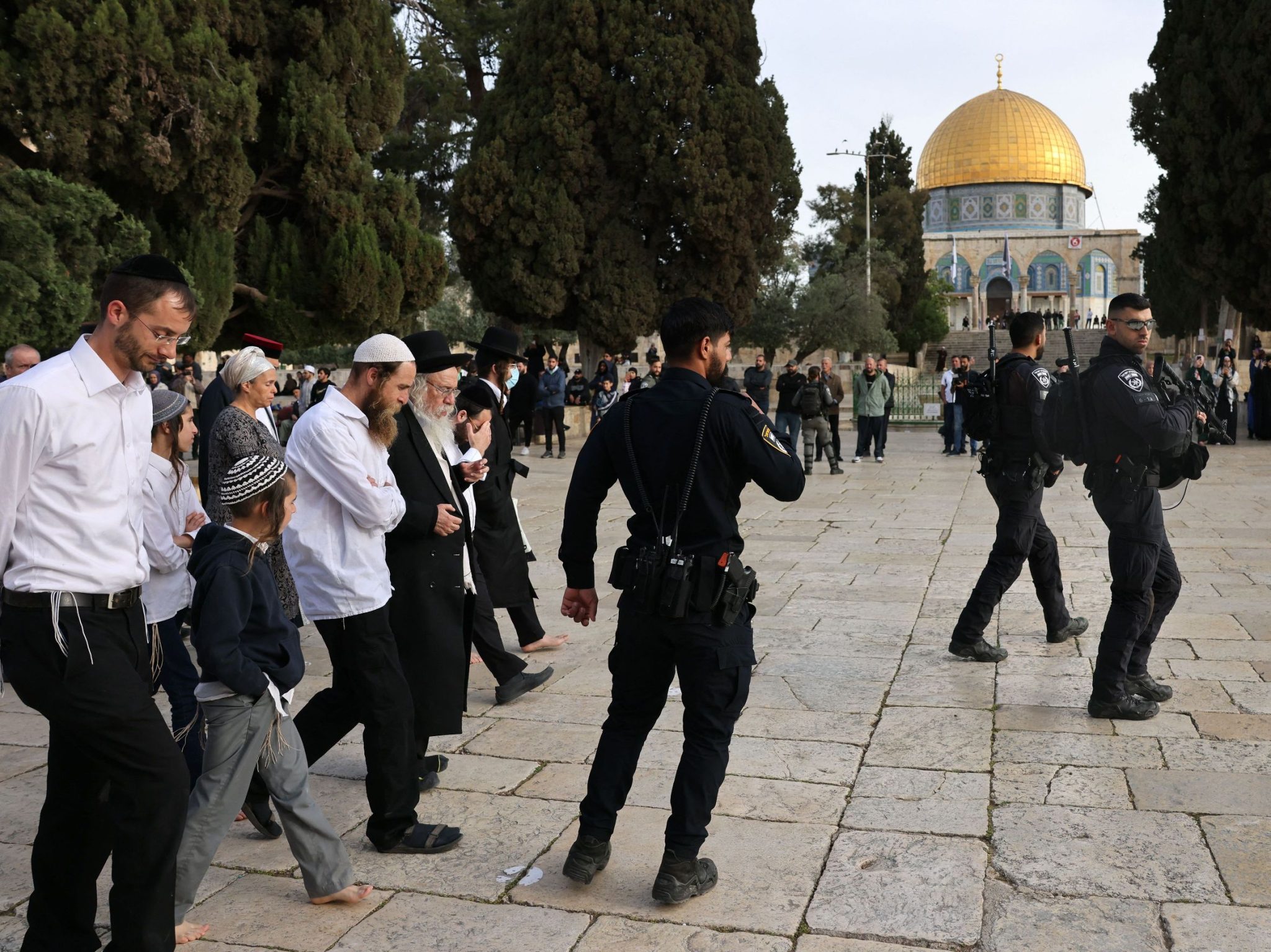 Le Hamas avertit contre une escalade des incursions des colons sionistes dans l'enceinte de la mosquée Al-Aqsa