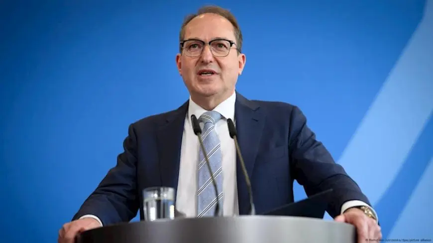 وزير الداخلية الألماني ألكسندر دوبرينت