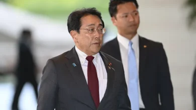 المفاوض الياباني بشأن الرسوم الجمركية الأمريكية ريوسي أكازاوا