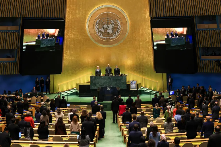 الجمعية العامة للأمم المتحدة تصوّت على مشروع قرار يدعو لوقف فوري ودائم لإطلاق النار في غزة