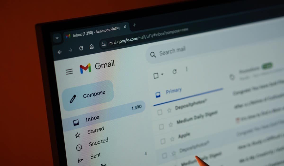 تلخيص رسائل "جي ميل" باستعمال جيميني
