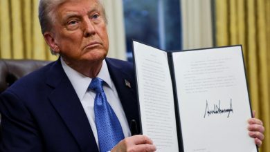 ترامب يفرض رسومًا جمركية إضافية بنسبة 35% على كندا اعتبارًا من أغسطس