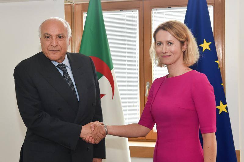 أحمد عطاف وكايا كالاس