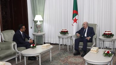 الرئيس الجزائري يستقبل السفير الأردني