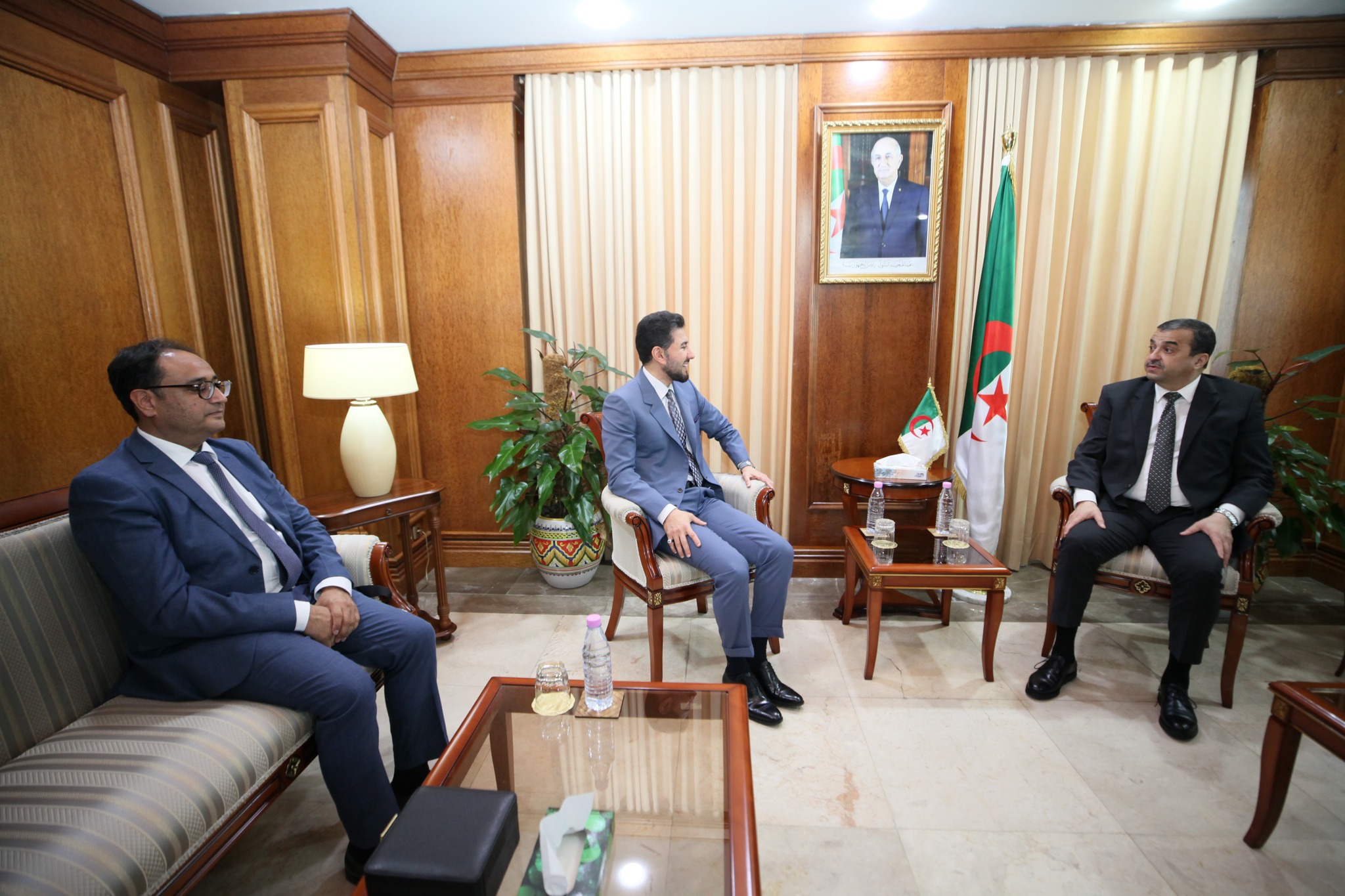 وزير الدولة وزير الطاقة الجزائري يستقبل الرئيس المدير العام لشركة مداد للطاقة – شمال إفريقيا، الشيخ عبد الإله بن محمد بن عبد الله العيبان