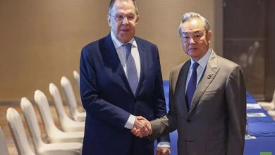 سيرغي لافروف ووانغ يي