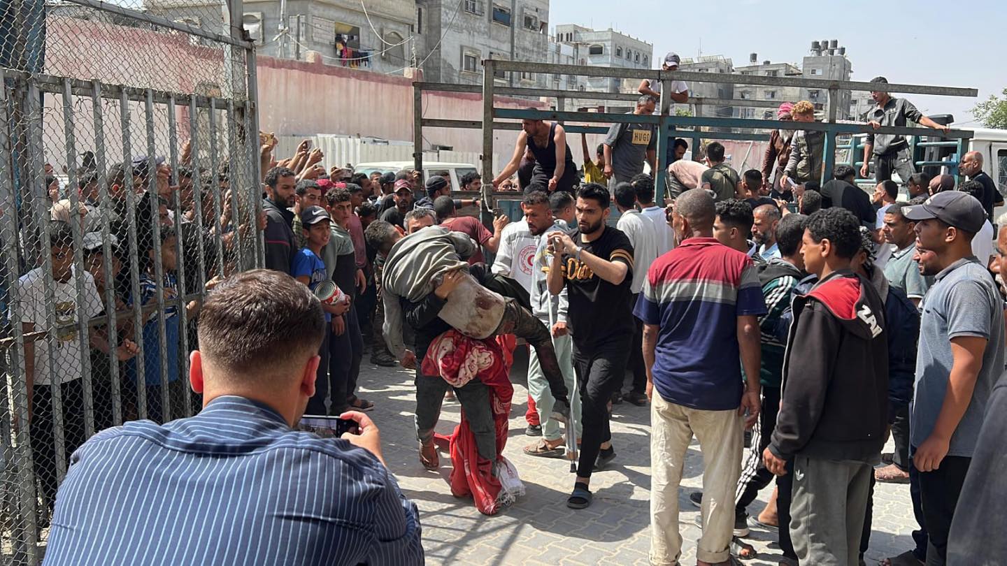 مجزرة جديدة في مركز مساعدات بقطاع غزة