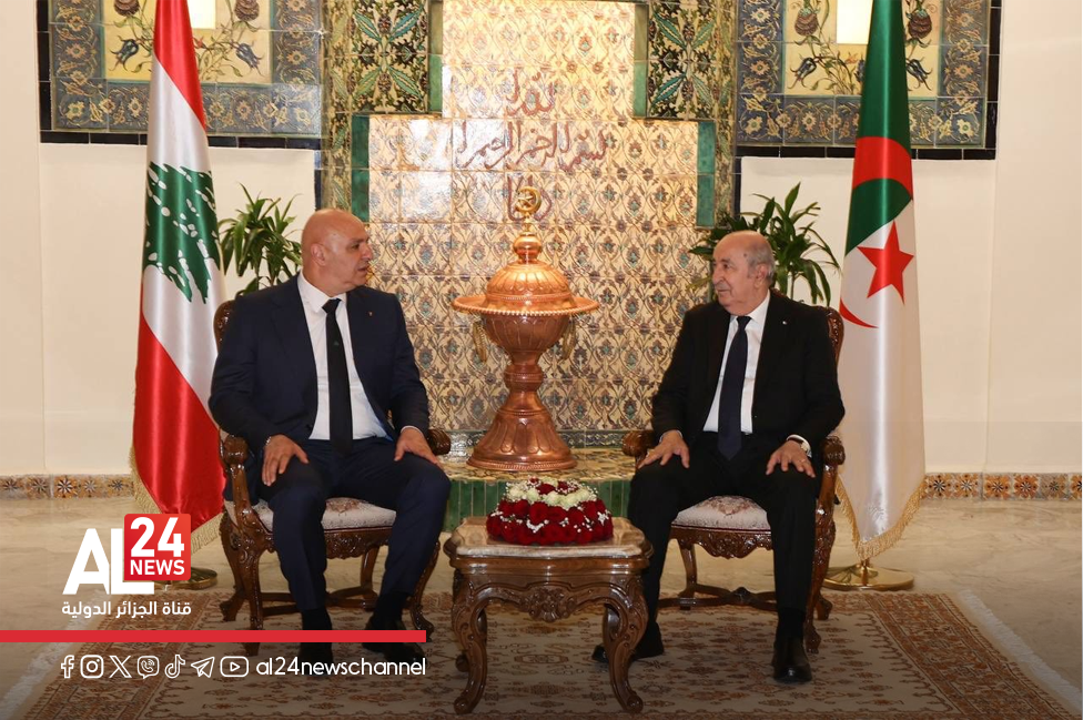 #صور مراسم إسداء الرئيس الجزائري #عبد_المجيد_تبون وساما للرئيس اللبناني، التي أعقبتها مأدبة عشاء على شرف وفد جمهورية #لبنان وعلى رأسه الرئيس #جوزيف_عون.
