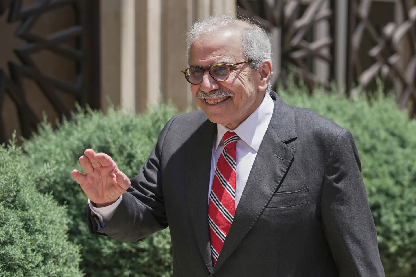 البرلمان اللبناني يجدد الثقة بحكومة نواف سلام