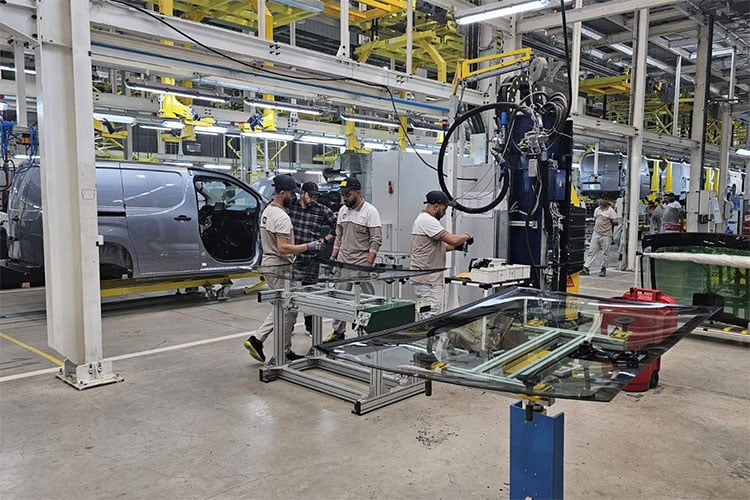 تقدم أشغال توسعة مصنع "فيات" بوهران بنسبة 85 بالمائة