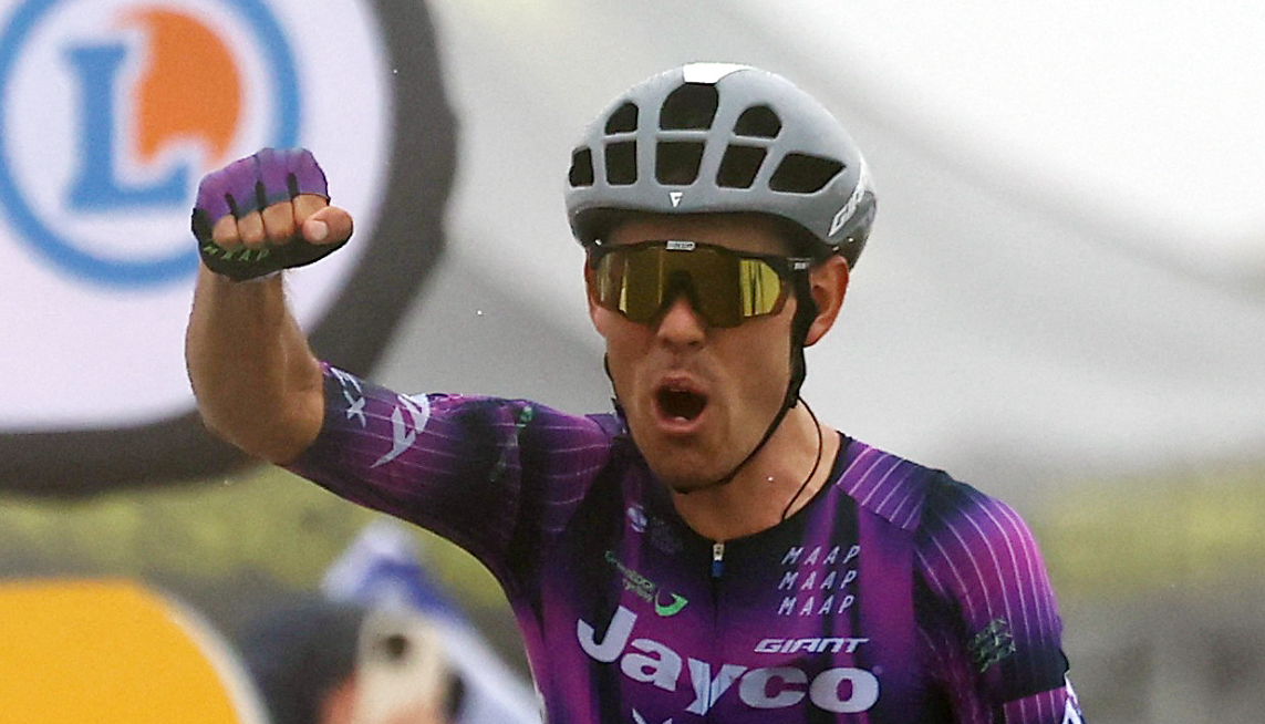 طواف فرنسا| أوكونور يفوز بالمرحلة الثامنة عشرة وبوغاتشار يعزز الصدارة