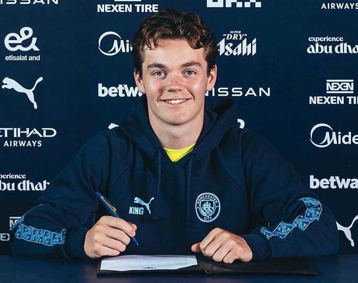 مانشستر سيتي يتعاقد مع النرويجي سفيري نيبان