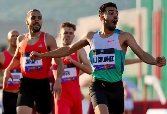 الجائزة الكبرى-بريشيا| العداء الجزائري قواند يفوز بالمركز الأول في سباق 800 متر