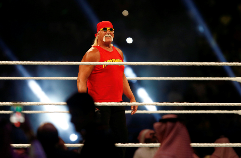 وفاة أسطورة المصارعة هالك هوغان عن عمر ناهز 71 عامًا