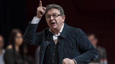 مؤسس حزب فرنسا الأبية، جان لوك ميلونشون